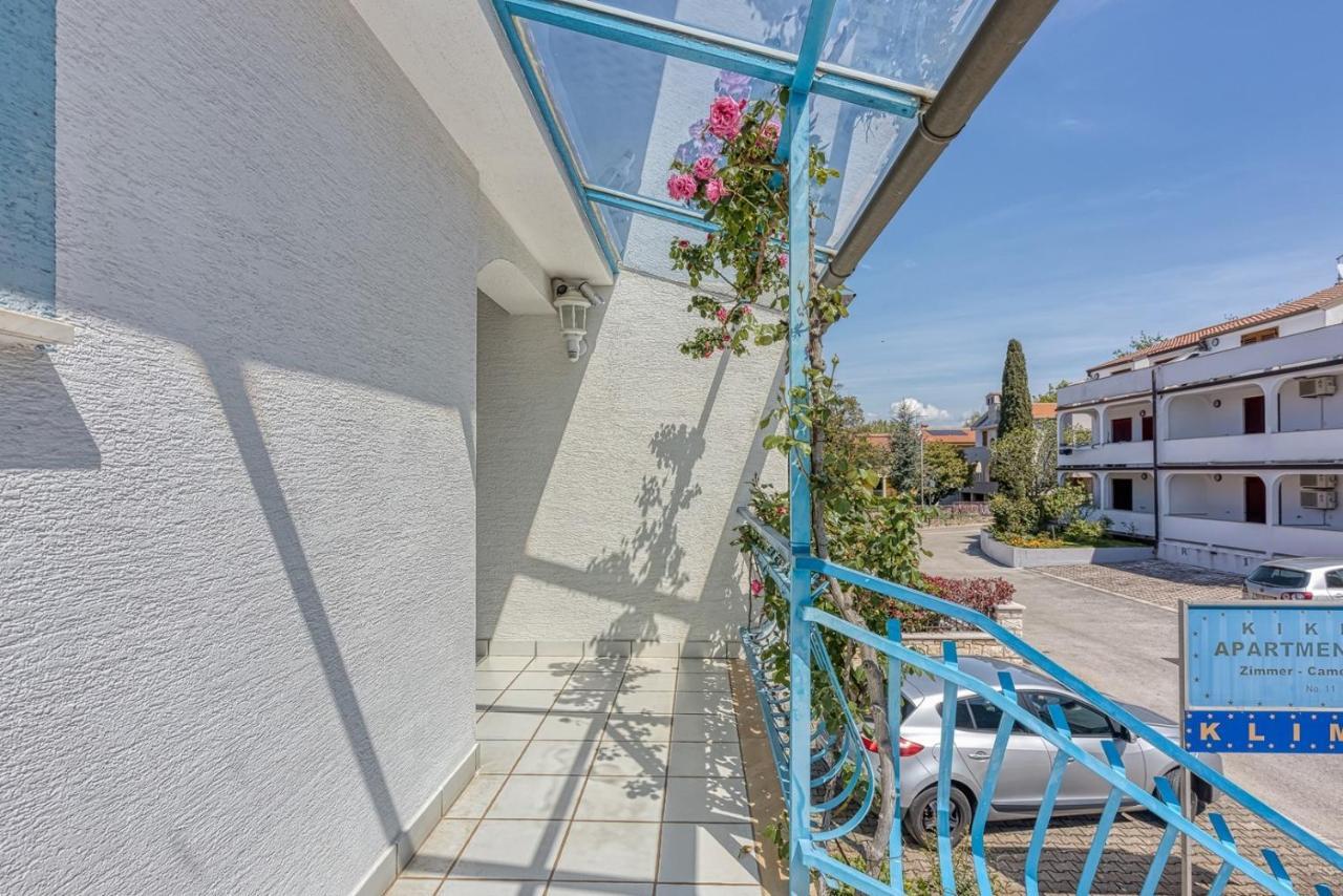 Apartments Kiki Spada Porec Exterior photo