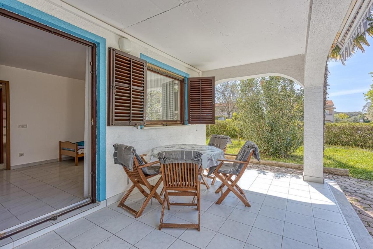 Apartments Kiki Spada Porec Exterior photo