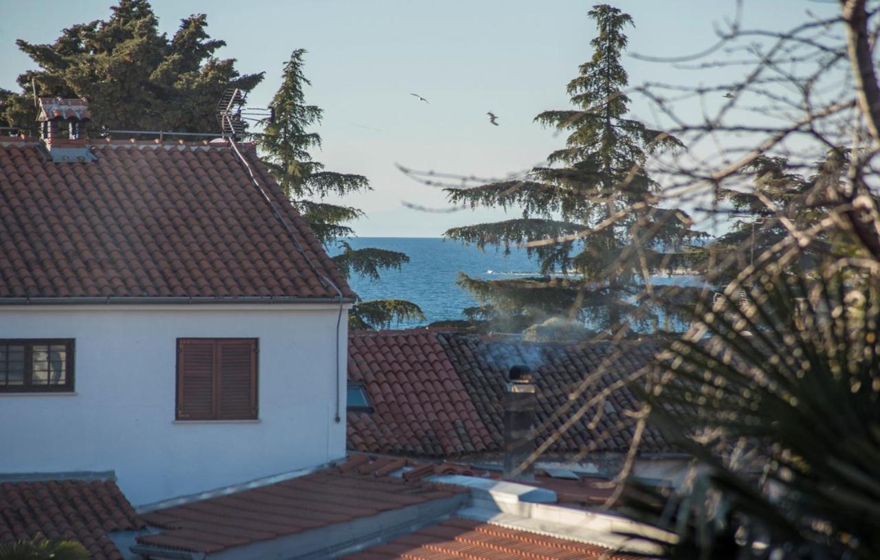 Apartments Kiki Spada Porec Exterior photo